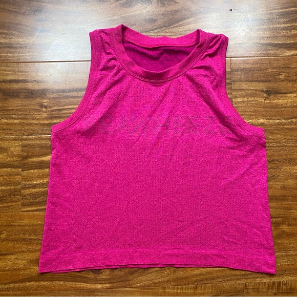 Lululemon Limited Seawheeze Fuchsia Swiftly Breathe Crop Tank Top Size 4 Running - Picture 10 of 14